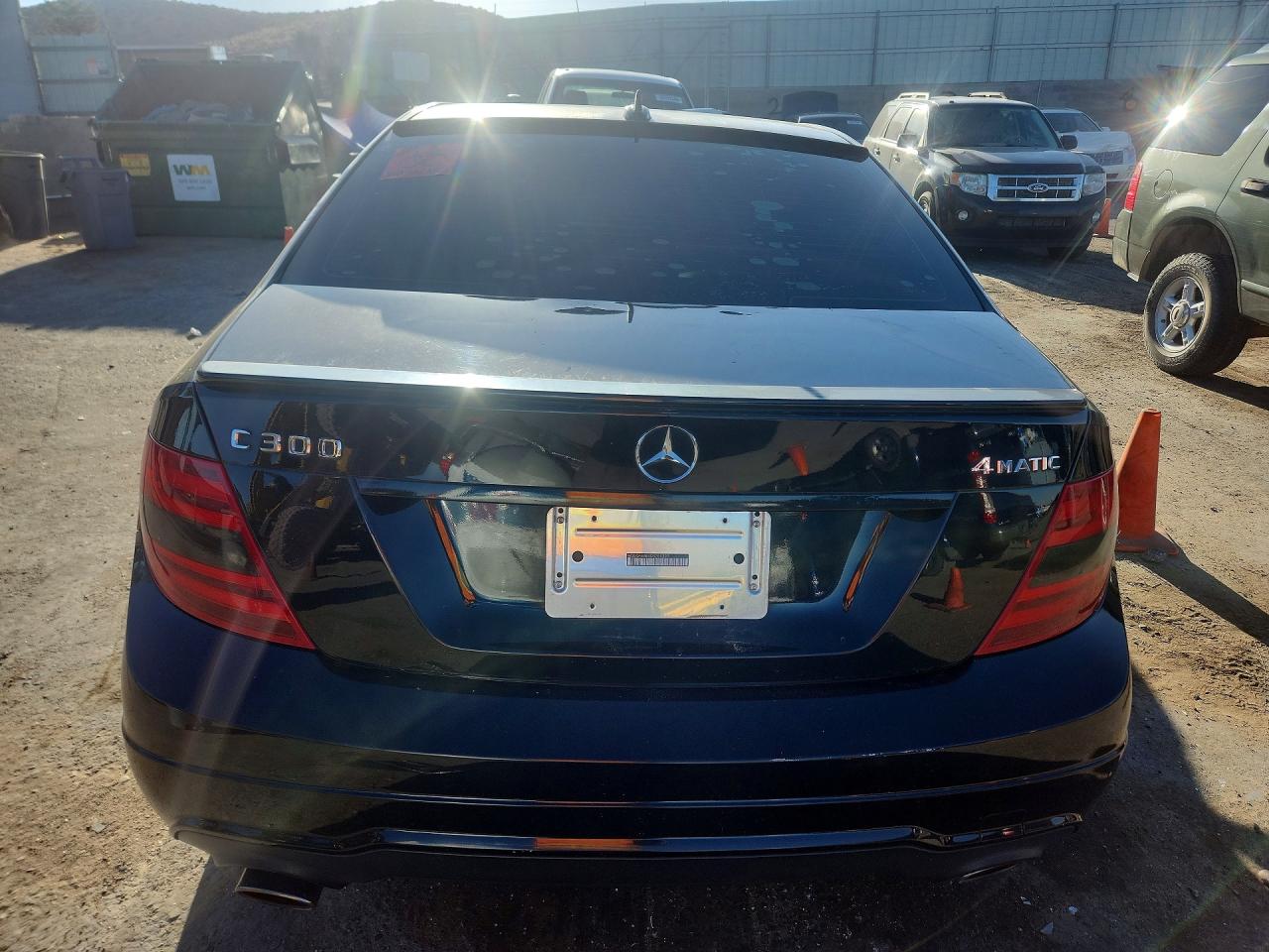 2013 Mercedes-Benz C class VIN WDDGF8ABXDR255399 photo 6