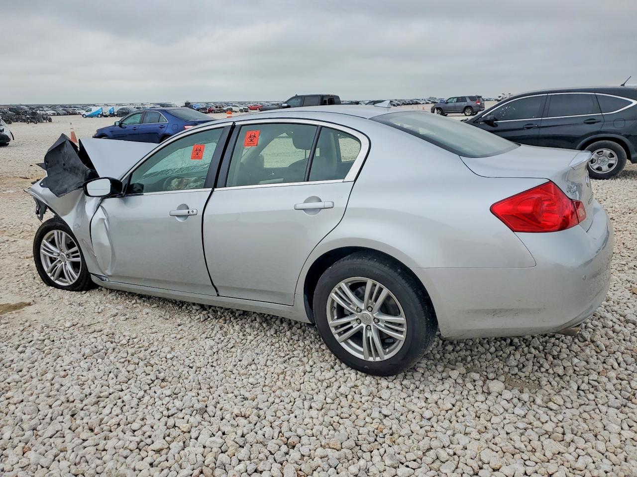 2013 Infiniti G37 VIN JN1CV6AR2DM764965 photo 2