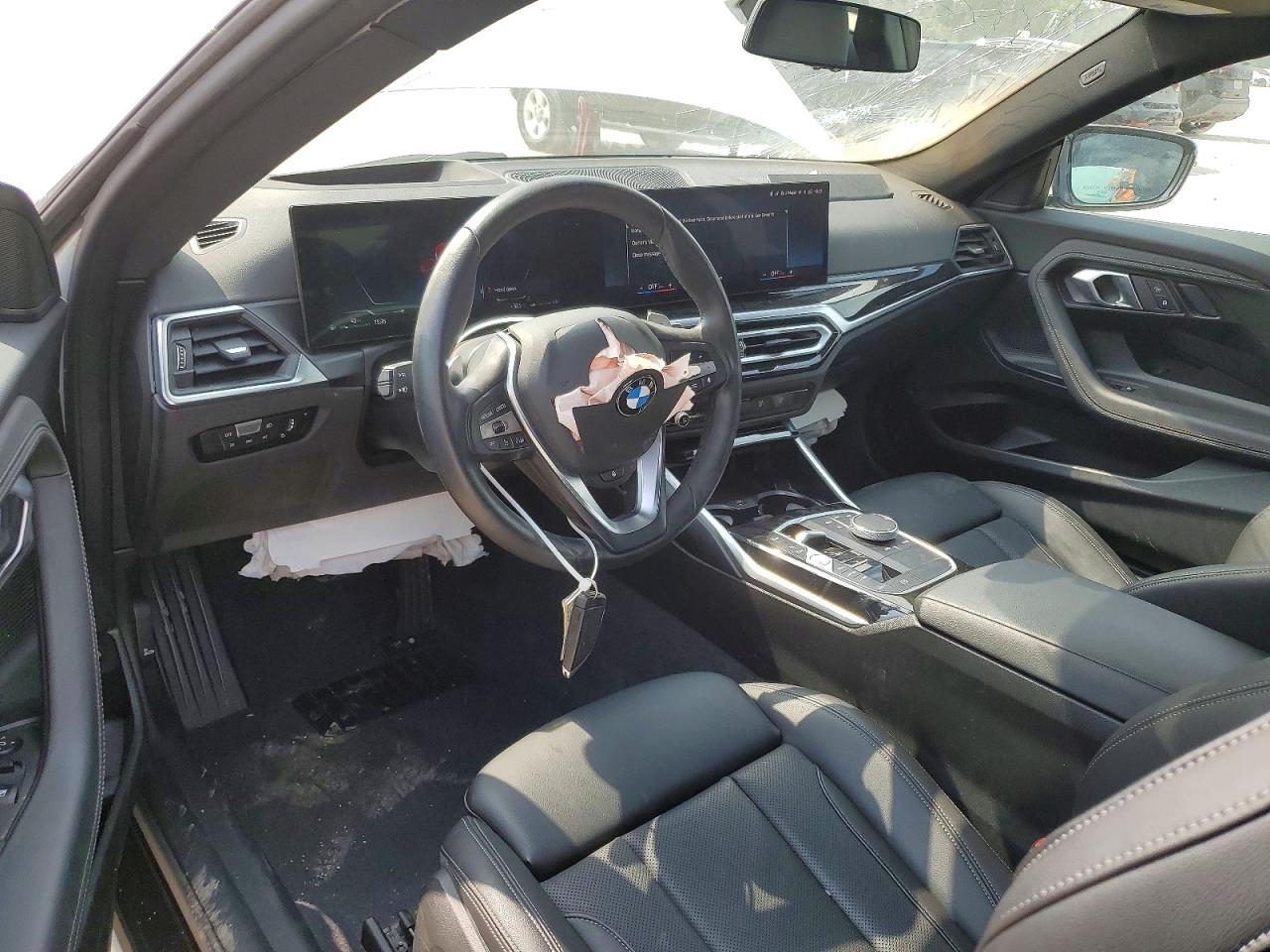 2024 BMW 2 series VIN 3MW33CM01R8E26876 photo 8