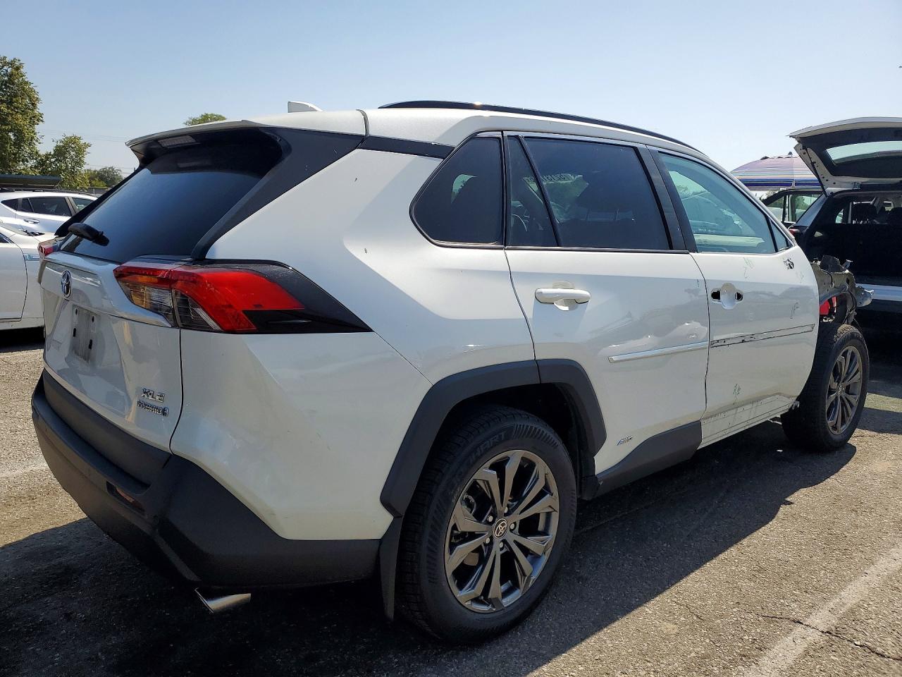 2022 TOYOTA Rav4 VIN 2T3B6RFV4NW034329 photo 3