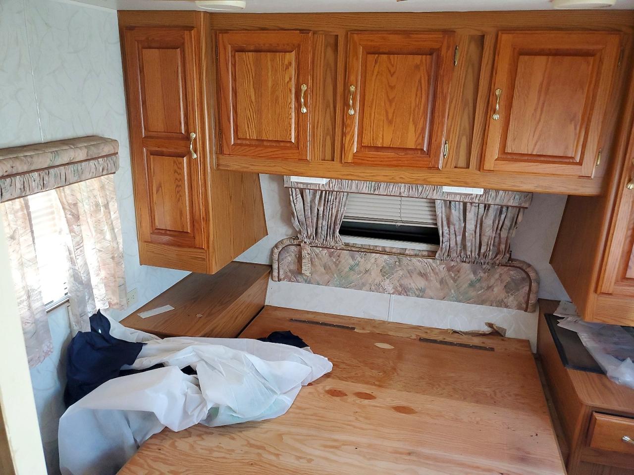 1997 JAYCO Unknown VIN 1UJBJ02R2V1SD0055 photo 5