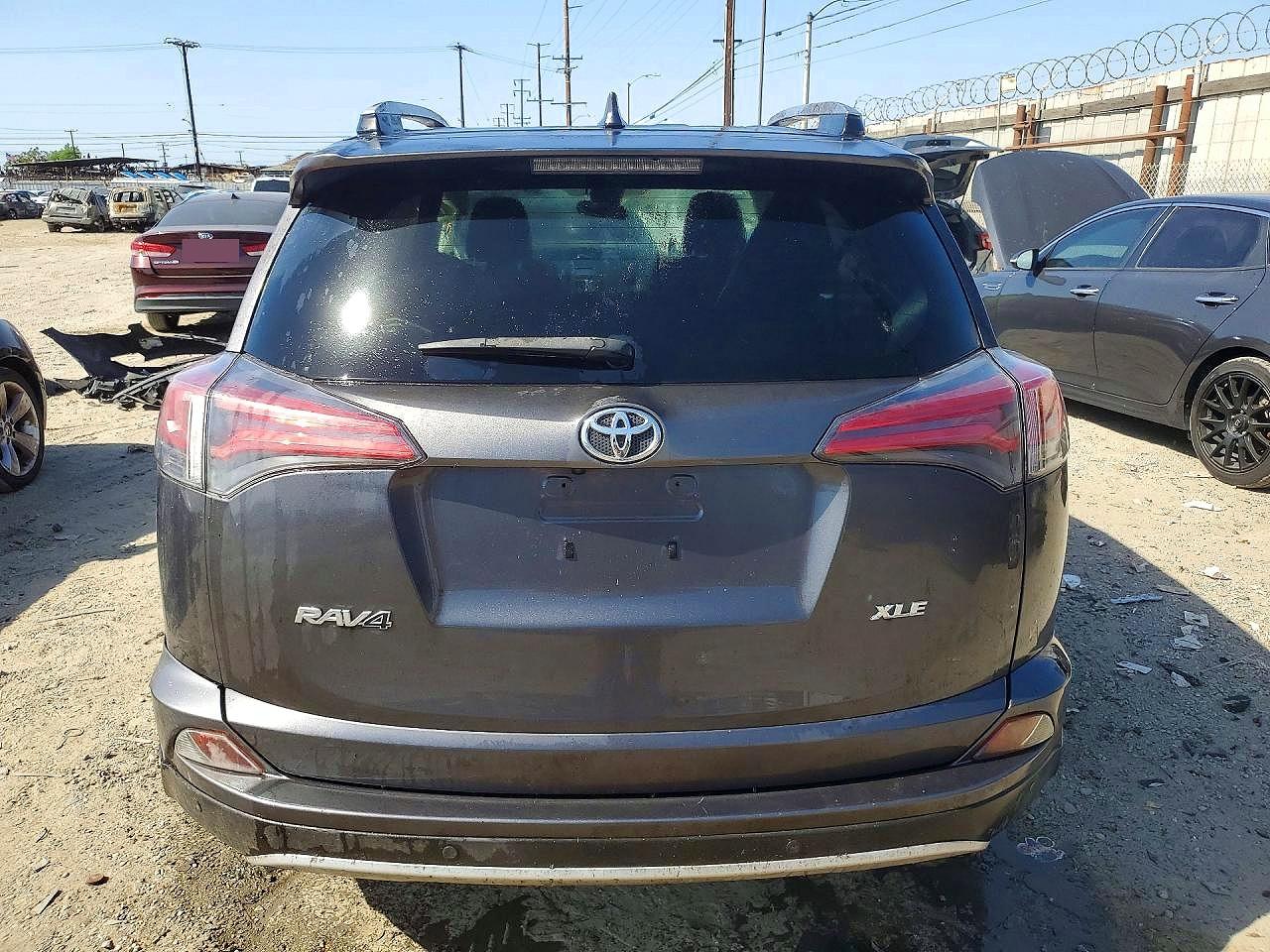 2016 TOYT Rav4 VIN JTMWFREV9GJ092909 photo 6