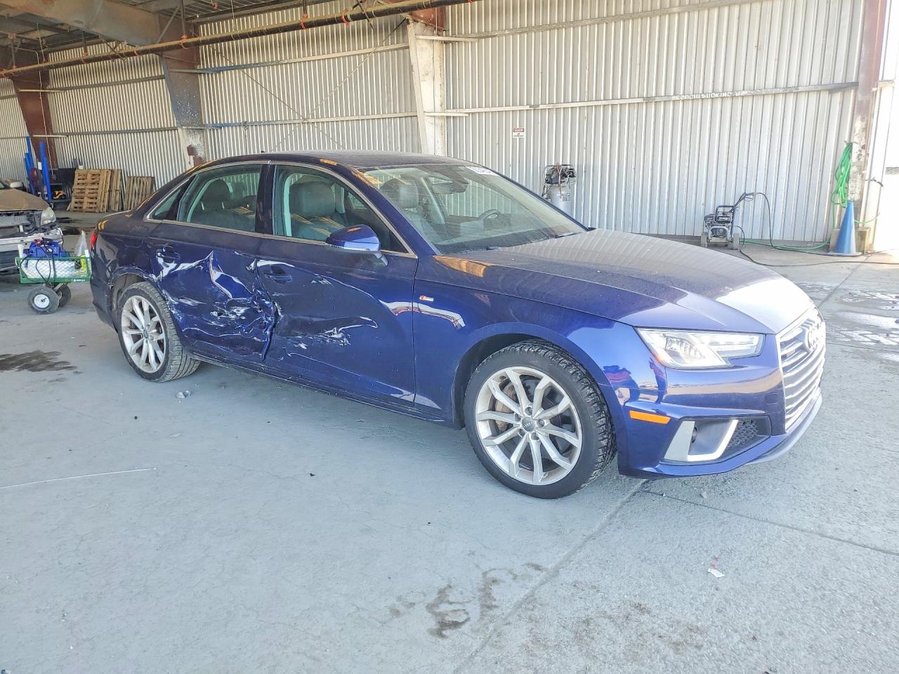 2019 Audi A4 VIN WAUDNAF48KA003208 photo 4