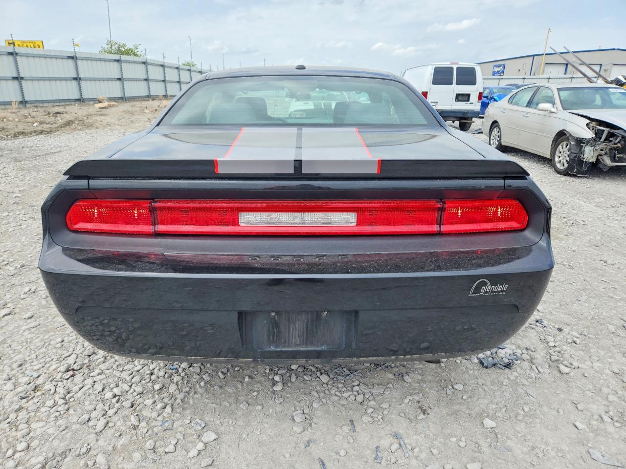 2010 Dodge Challenger VIN 2B3CJ4DV2AH175095 photo 6