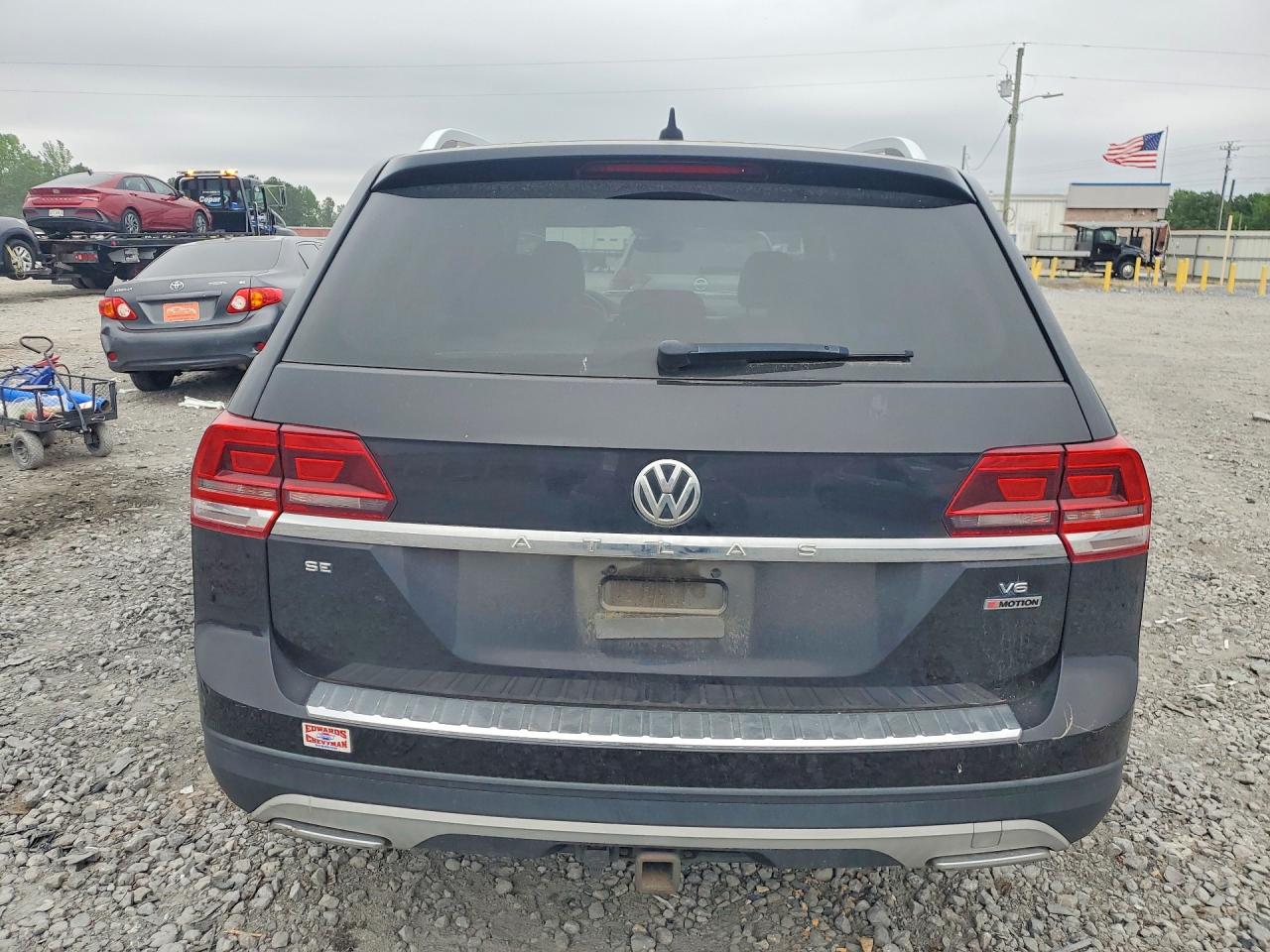 2019 Volkswagen Atlas VIN 1V2UR2CA0KC588666 photo 6