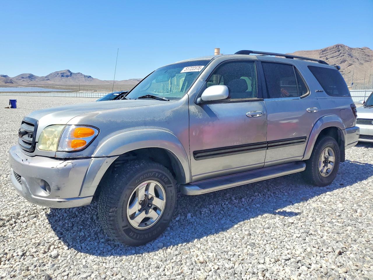 2002 TOYOTA Sequoia VIN 5TDZT34AX2S125834 photo 1