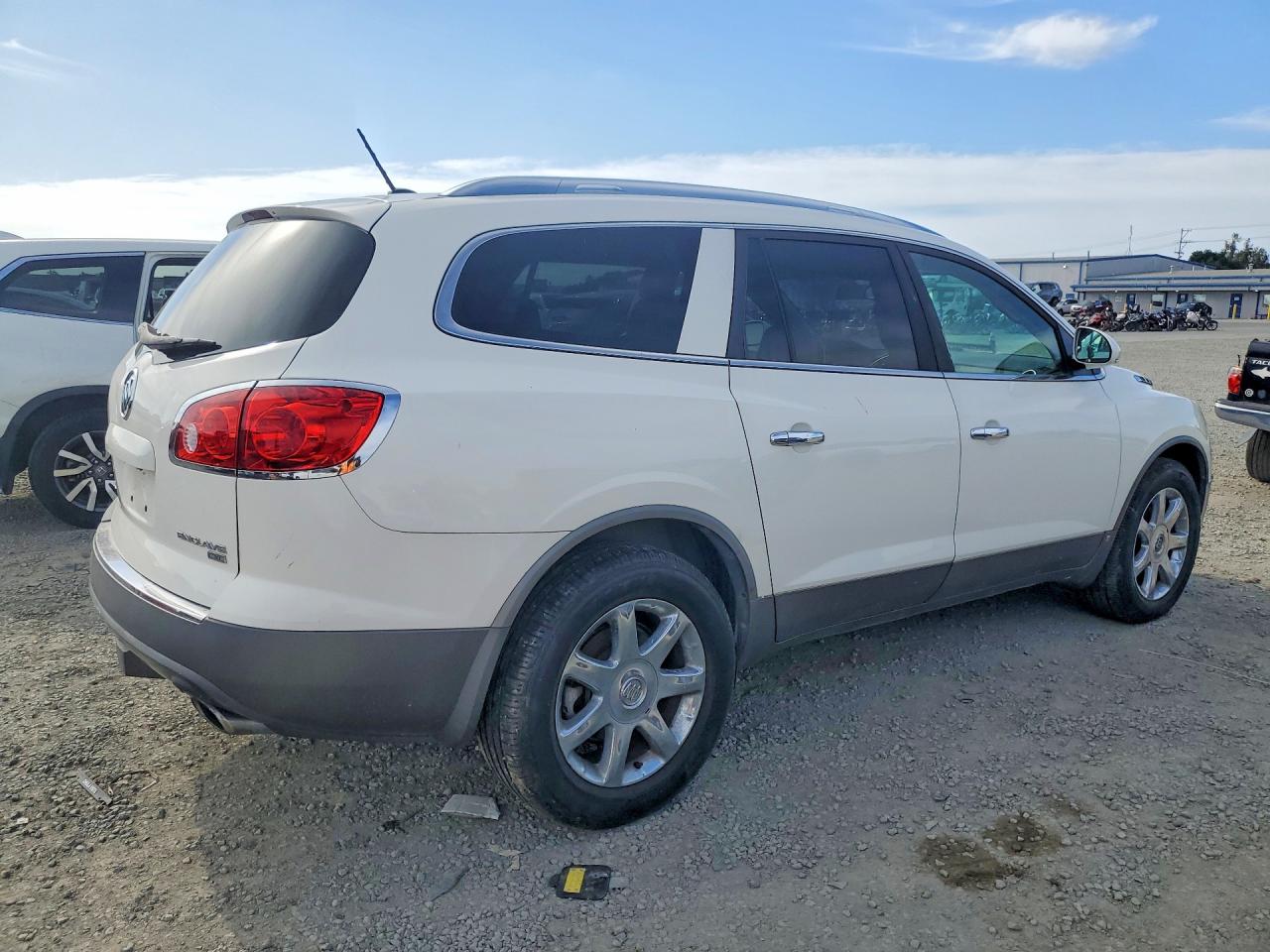 2008 BUIC Enclave VIN 5GAER23788J255938 photo 3