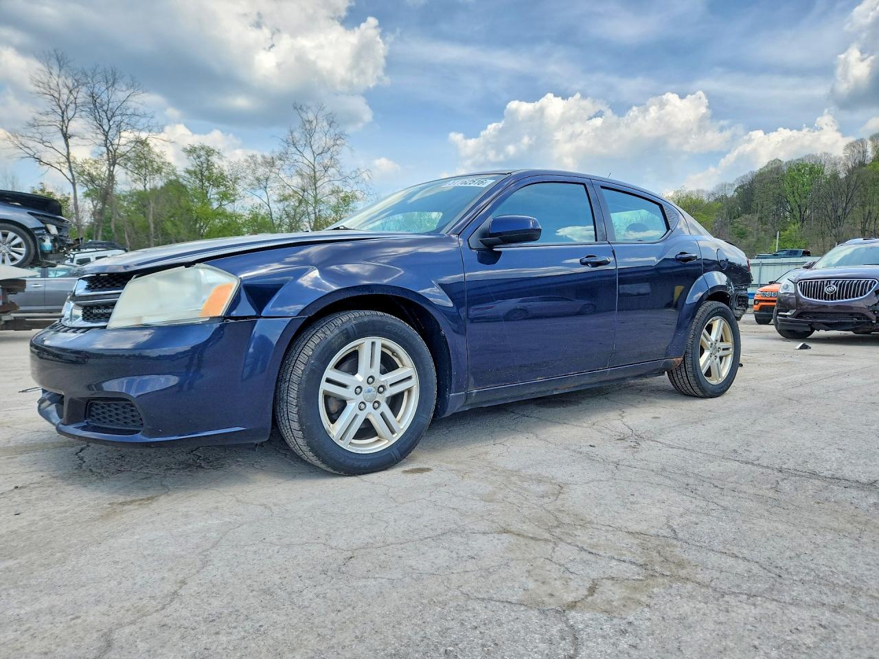 2011 Dodge Avenger VIN 1B3BD1FB3BN537044 photo 1