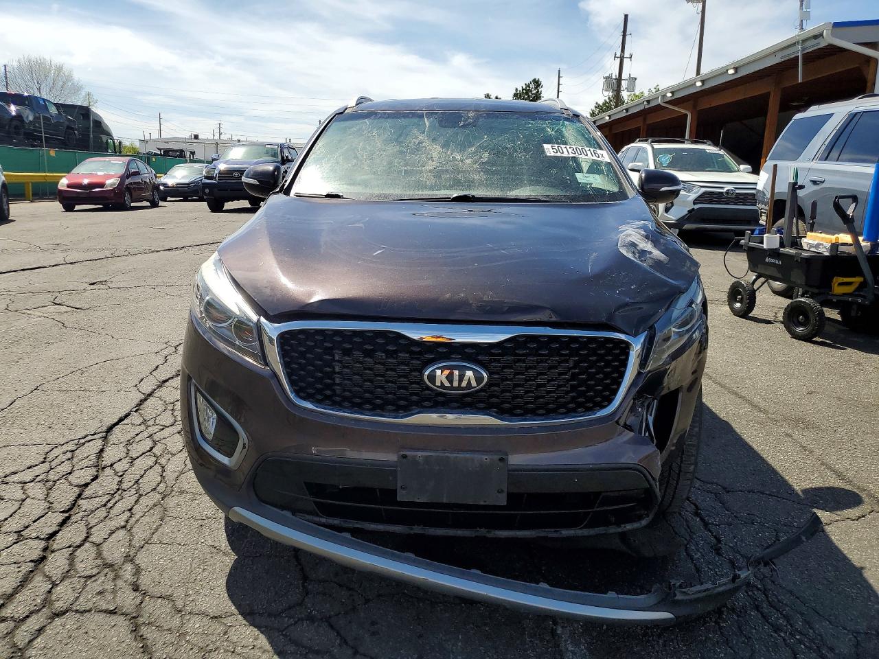 2016 Kia Sorento VIN 5XYPHDA52GG084013 photo 5