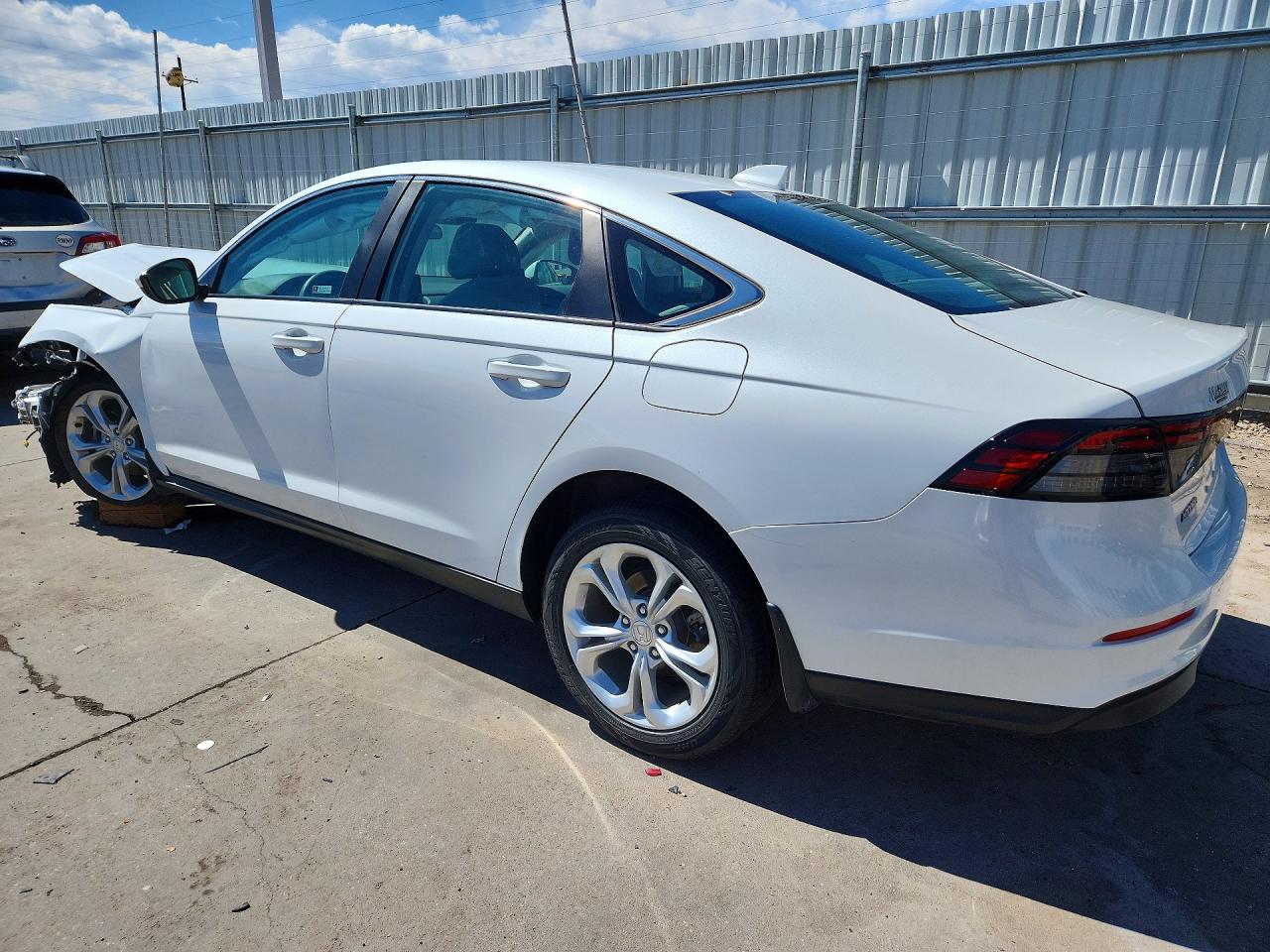 2023 Honda Accord VIN 1HGCY1F26PA011336 photo 2