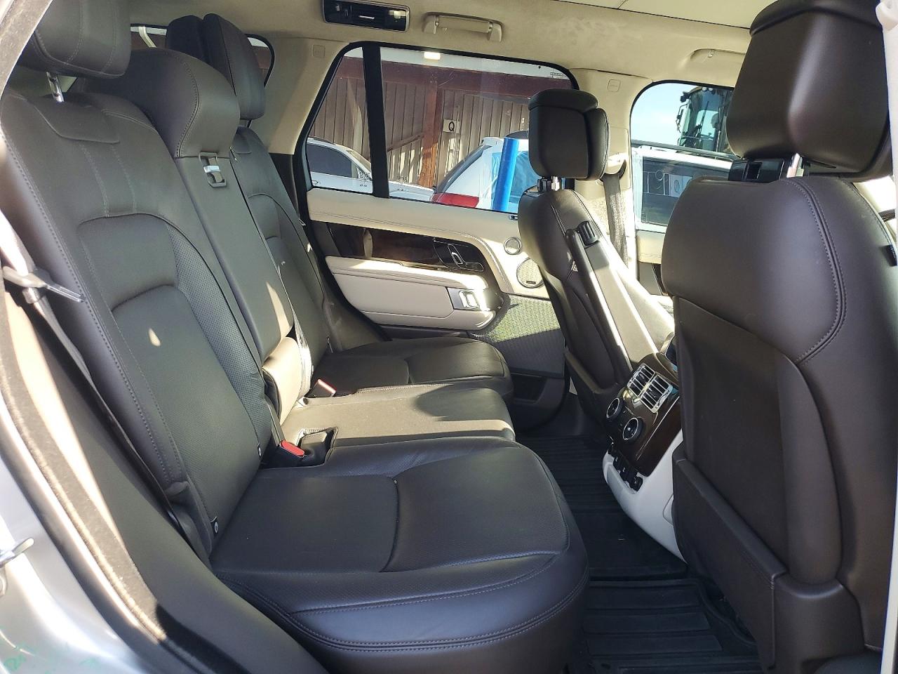 2018 Land Rangerover VIN SALGS2SV1JA384808 photo 11