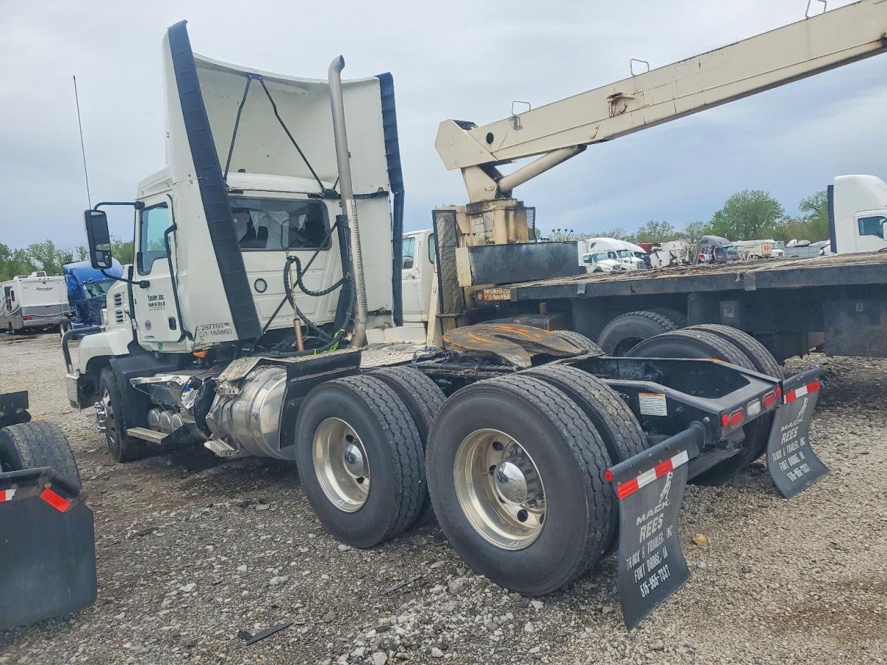 2026 MACK All other VIN 1M1AN4GY5TM054321 photo 3