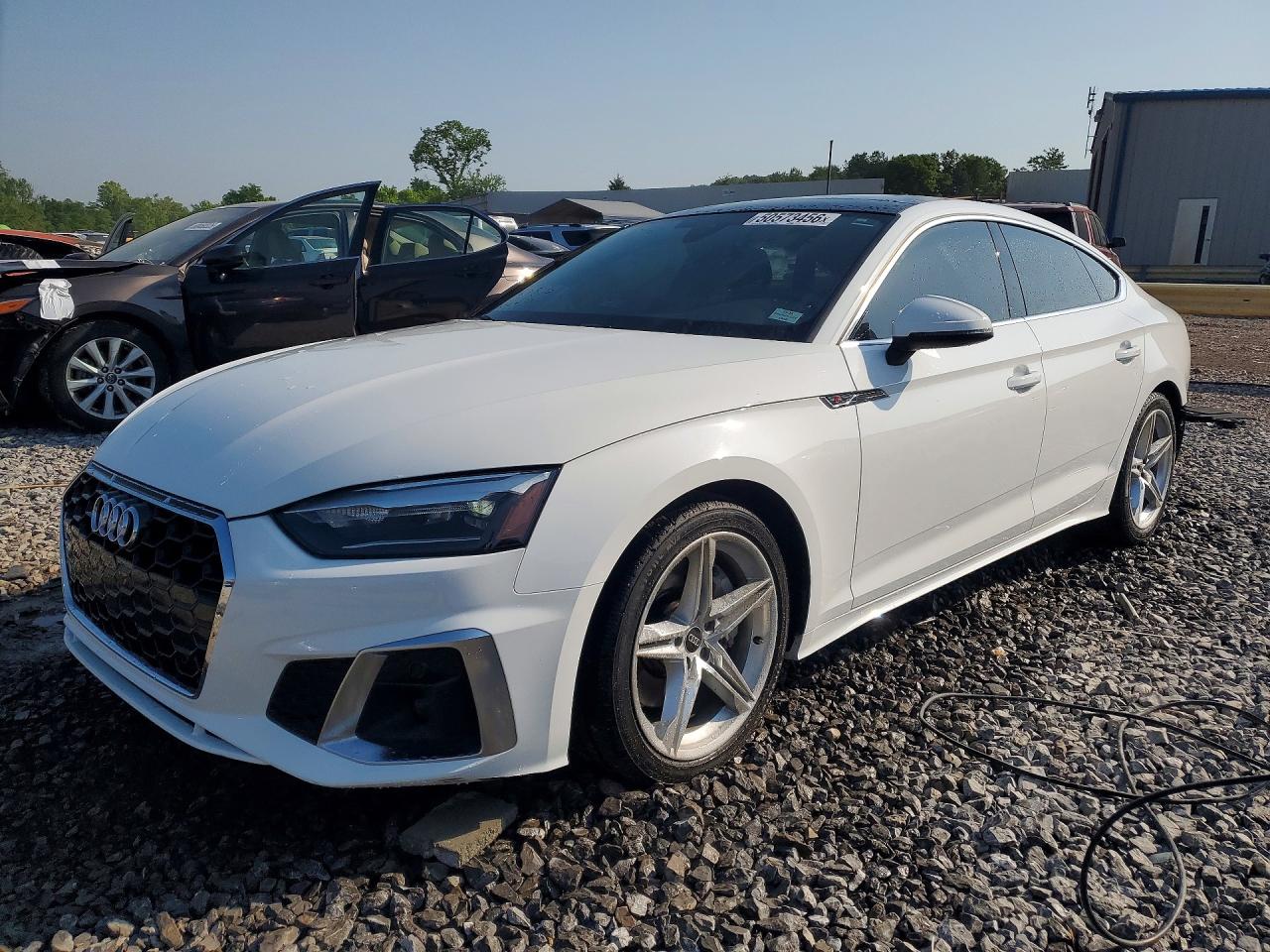 2022 Audi A5 VIN WAUDACF56NA029620 photo 1