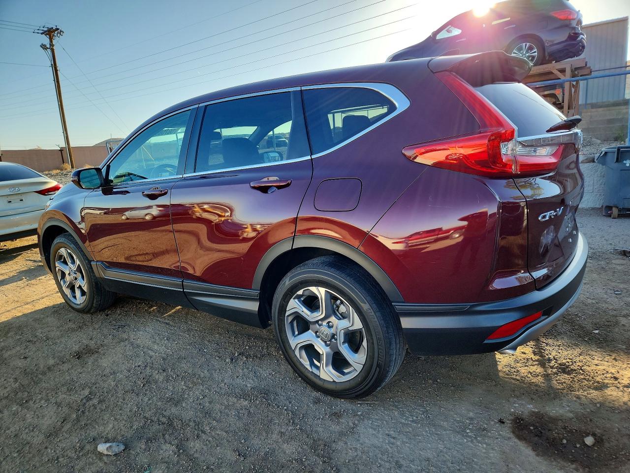 2018 HONDA Crv VIN 7FARW2H85JE038665 photo 2