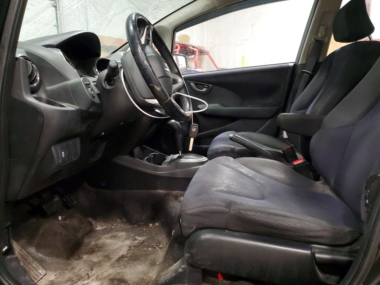 2013 Honda Fit VIN JHMGE8H51DC069846 photo 7
