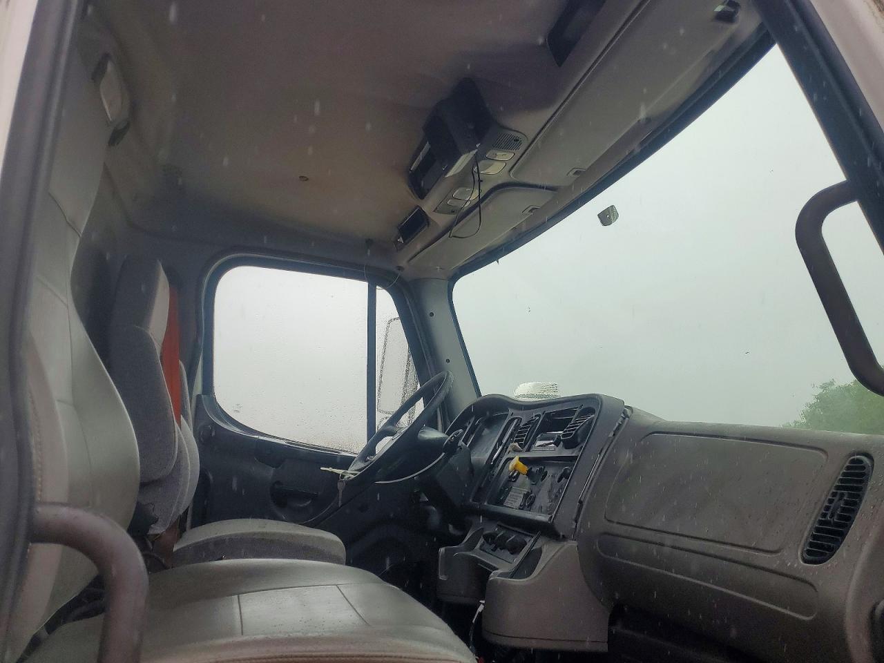 2015 FREIGHTLINER All other VIN 1FVACXDT2FHGJ9791 photo 5