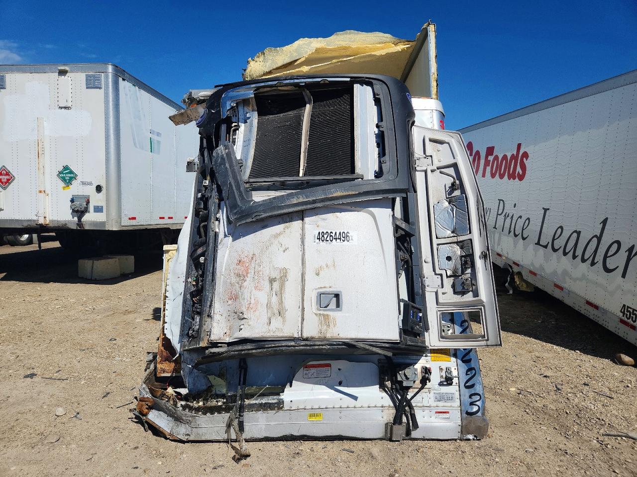 2023 UTILITY Reefer tra VIN 1UYVS2535P2671713 photo 2