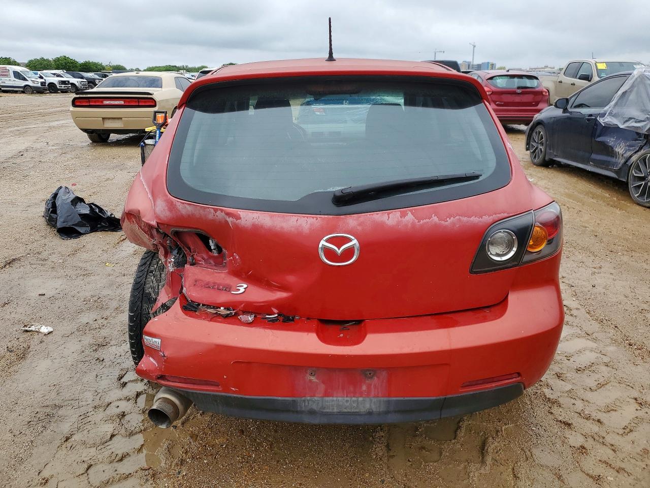 2005 Mazda Mazda3 VIN JM1BK143051327738 photo 6