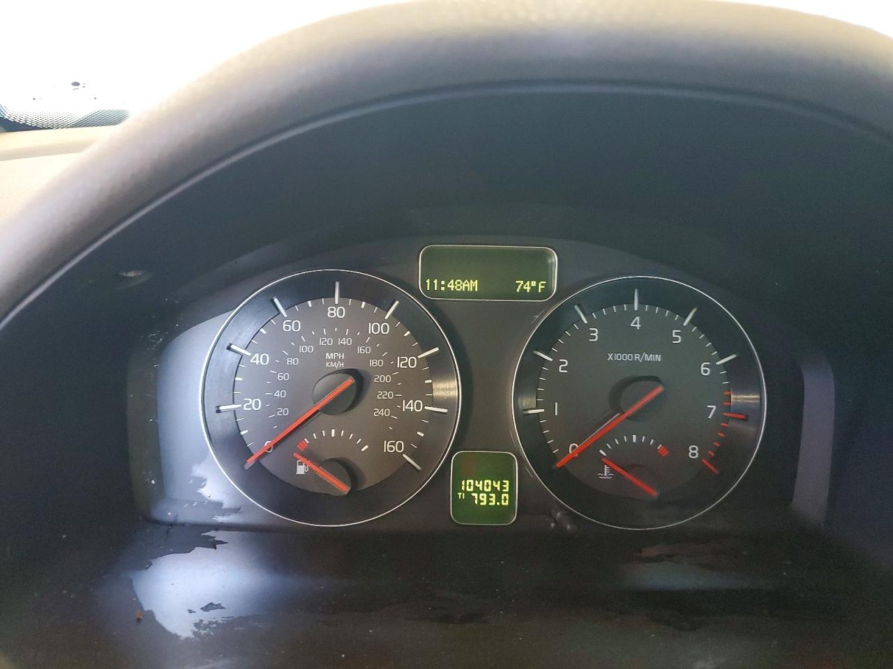 2010 Volvo C30 VIN YV1672MK4A2174540 photo 9