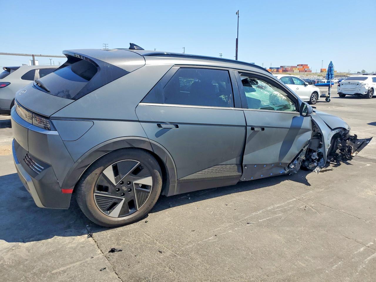 2025 Hyundai Ioniq VIN 7YAKN4DA3SY020812 photo 3