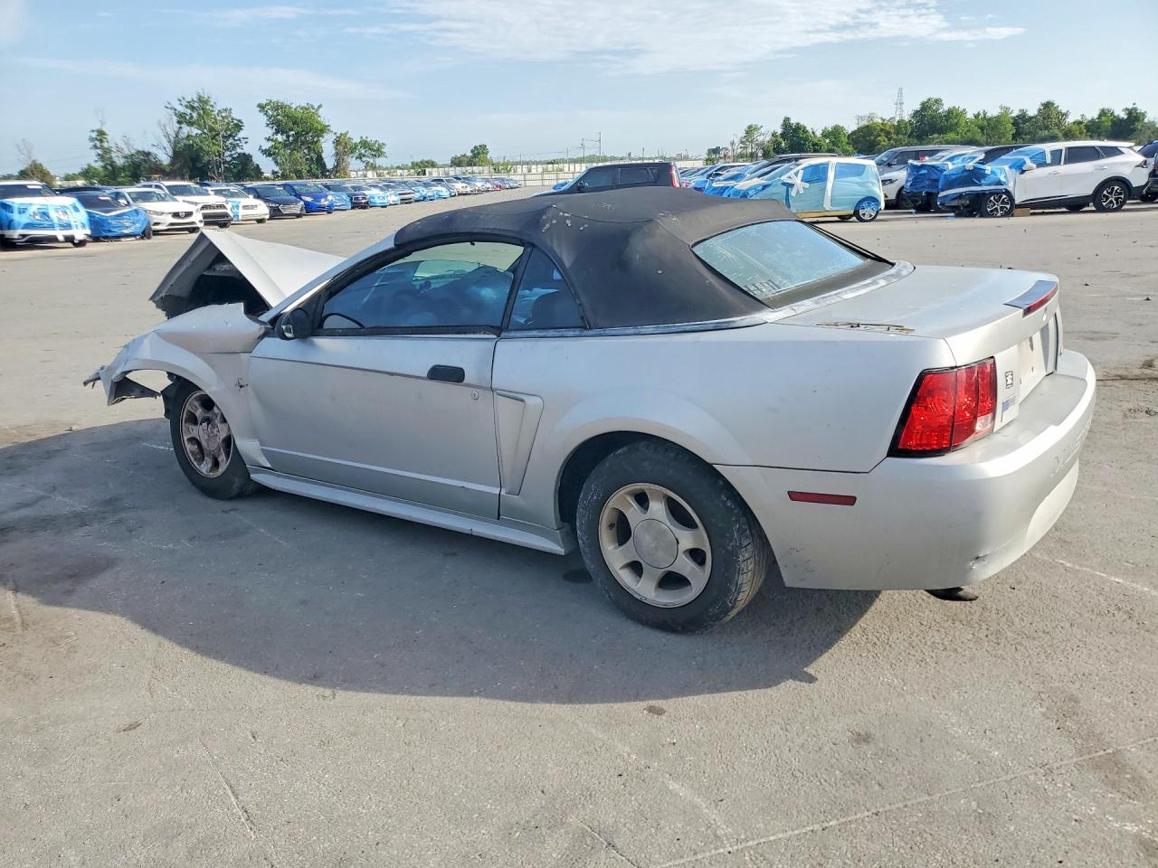 2000 Ford Mustang VIN 1FAFP4448YF145960 photo 2