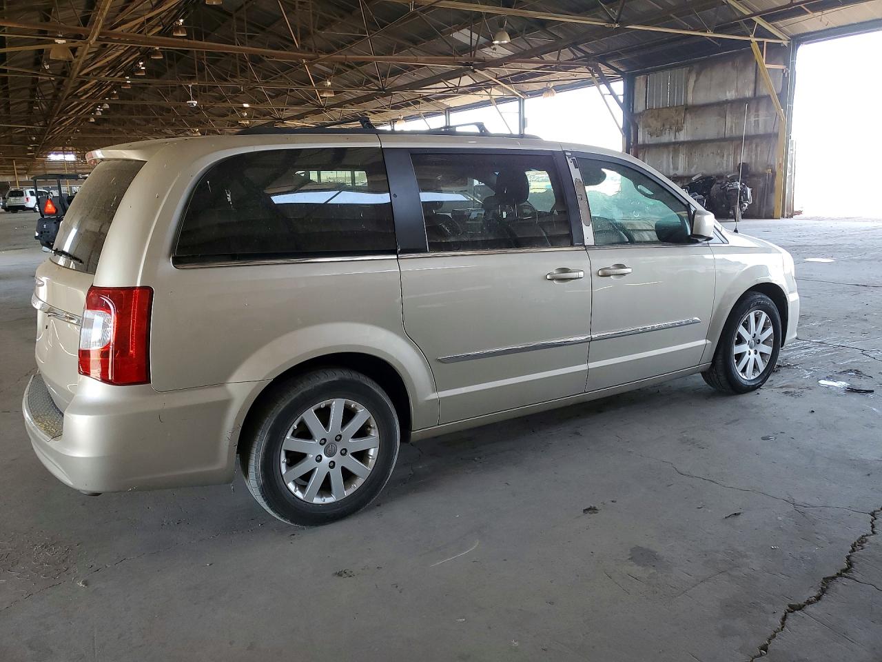2013 Chrysler Minivan VIN 2C4RC1BG3DR715302 photo 3