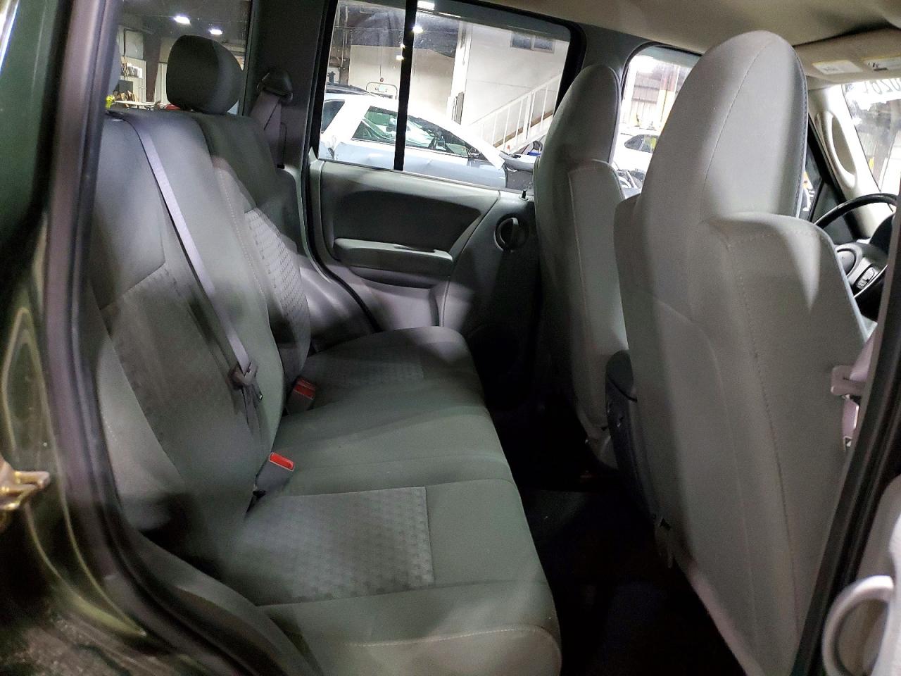 2007 Jeep Liberty VIN 1J4GL48K37W672302 photo 11