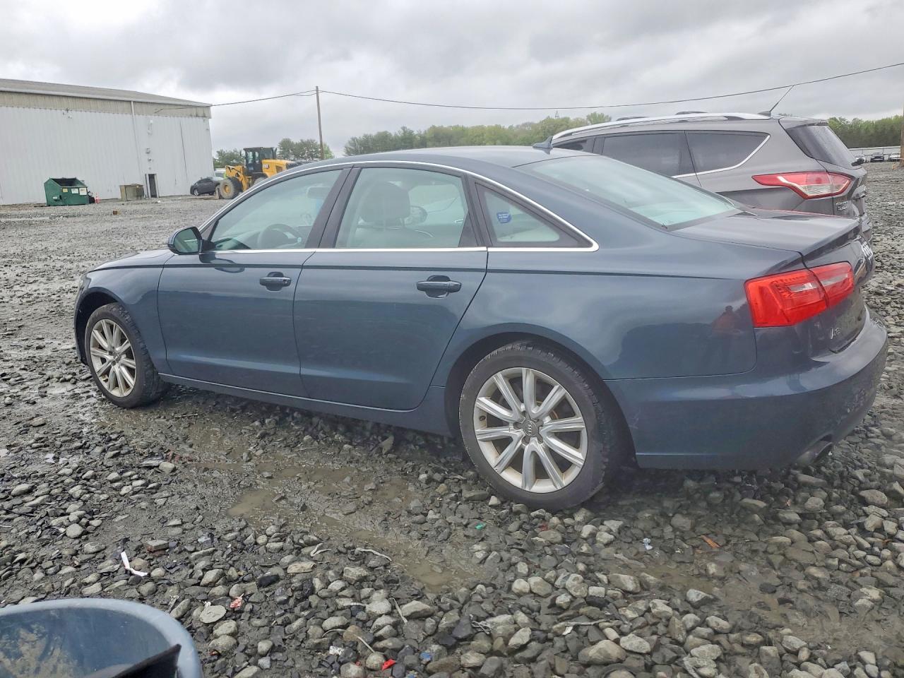 2014 Audi A6 VIN WAUGFAFC4EN050881 photo 2