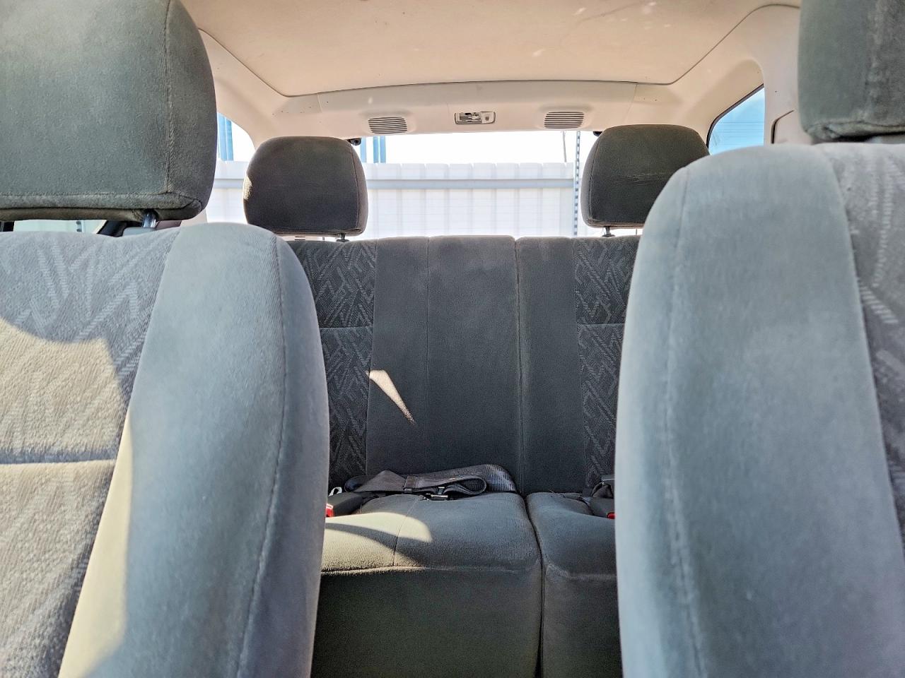 2003 ISUZU Rodeo VIN 4S2DM58W734312863 photo 10