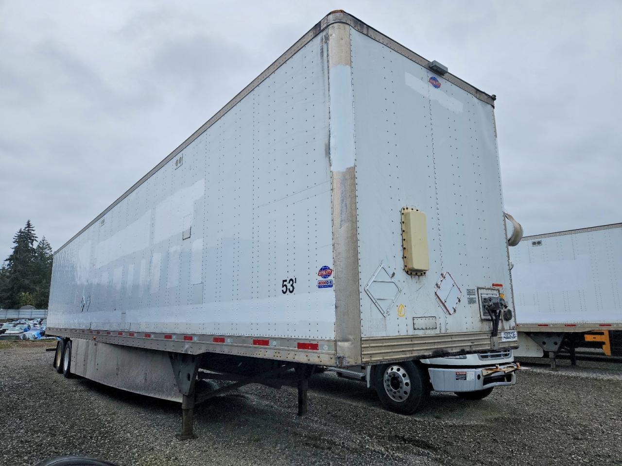 2015 UTILITY Dry freigh VIN 1UYVS2532FG088226 photo 1
