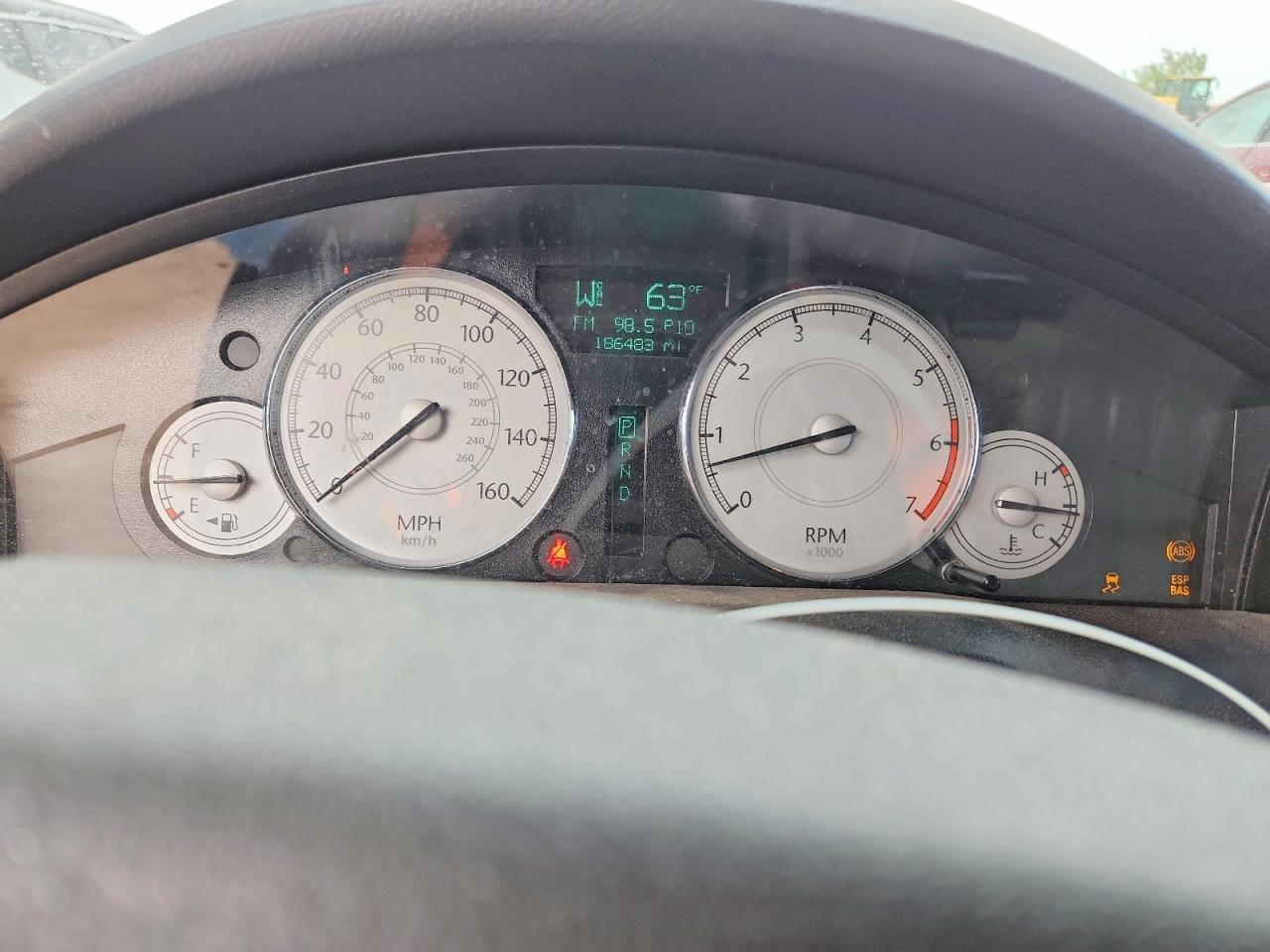 2006 Chrysler 300 VIN 2C3KA63H06H350697 photo 9