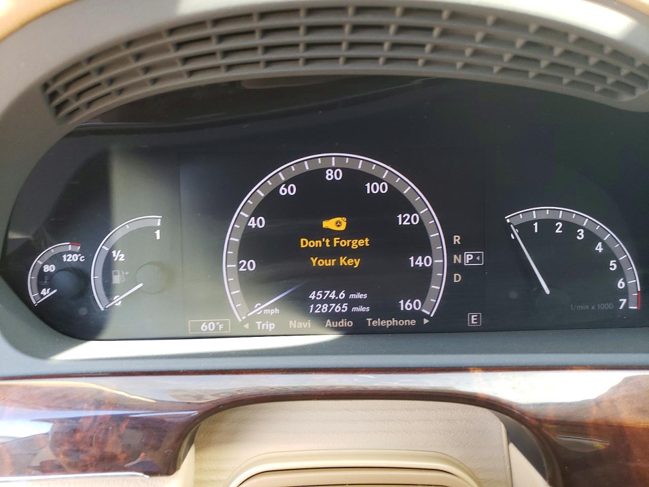2013 Mercedes-Benz S class VIN WDDNG7DB2DA503881 photo 9