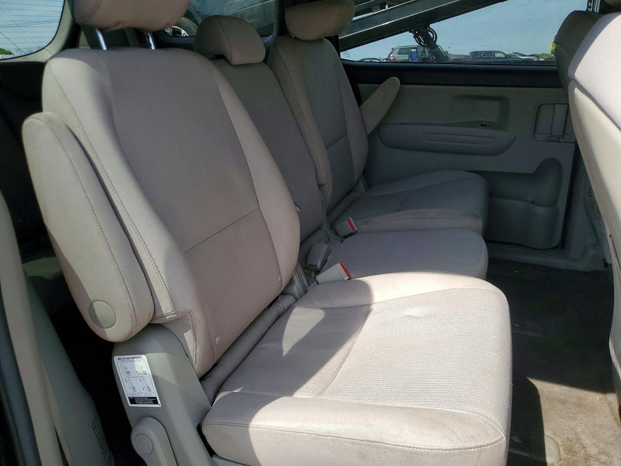 2019 Kia SEDONA VIN KNDMB5C10K6534502 photo 11