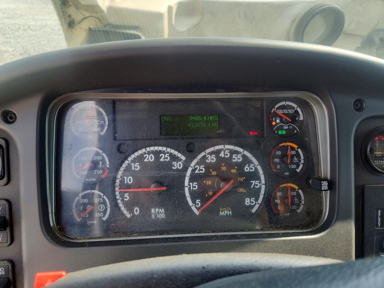 2016 FREIGHTLINER All other VIN 1FVHCYCY8GHHT7640 photo 9