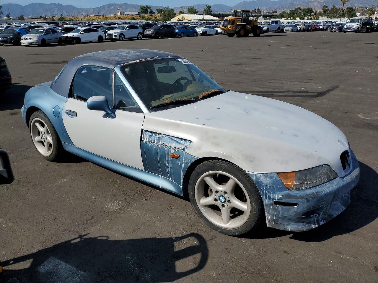1998 BMW Z3 VIN 4USCH7326WLD15935 photo 4