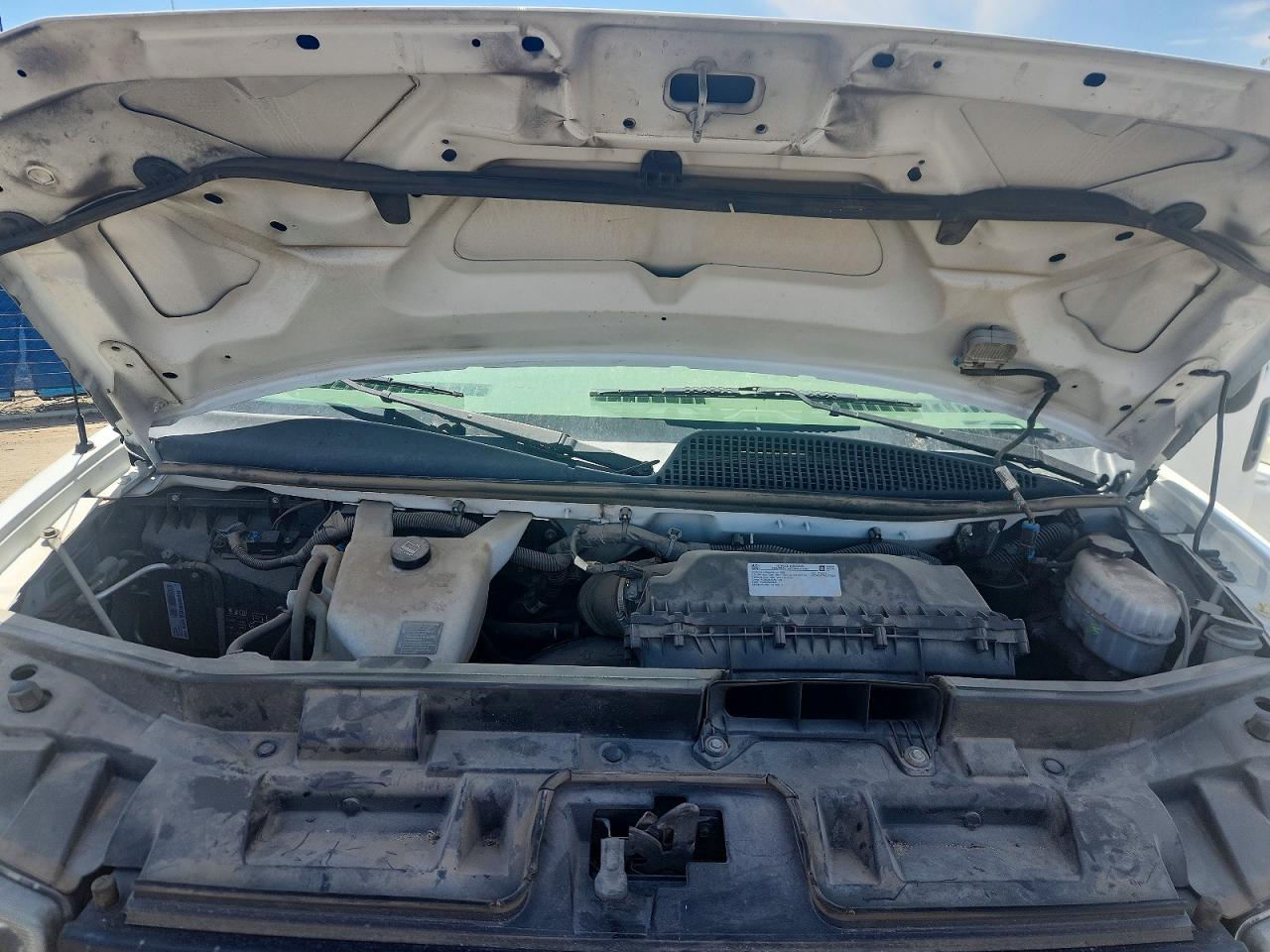 2019 CHEV Express VIN 1GCWGAFP3K1372428 photo 12
