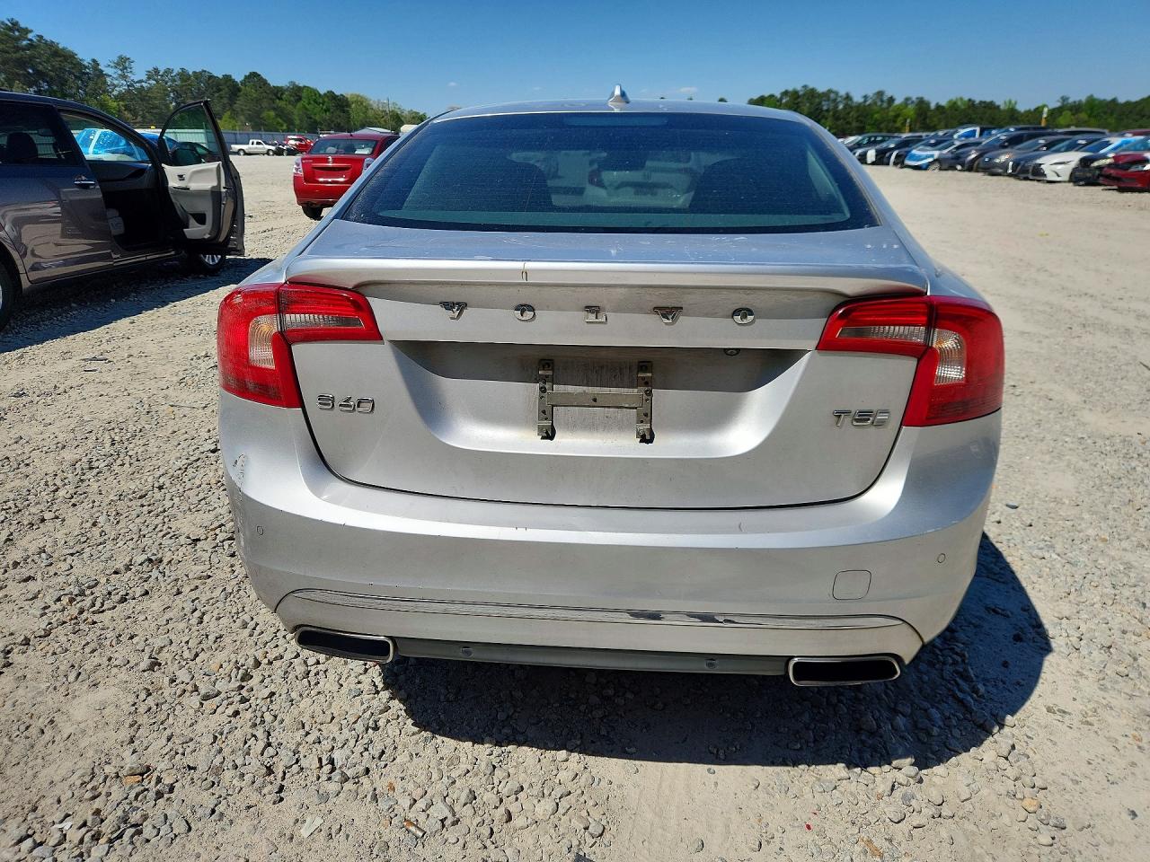 2018 Volvo S60 VIN LYV402HK9JB171479 photo 6
