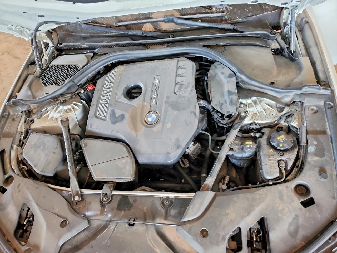 2018 BMW 5 series VIN WBAJA5C50JWA37425 photo 11