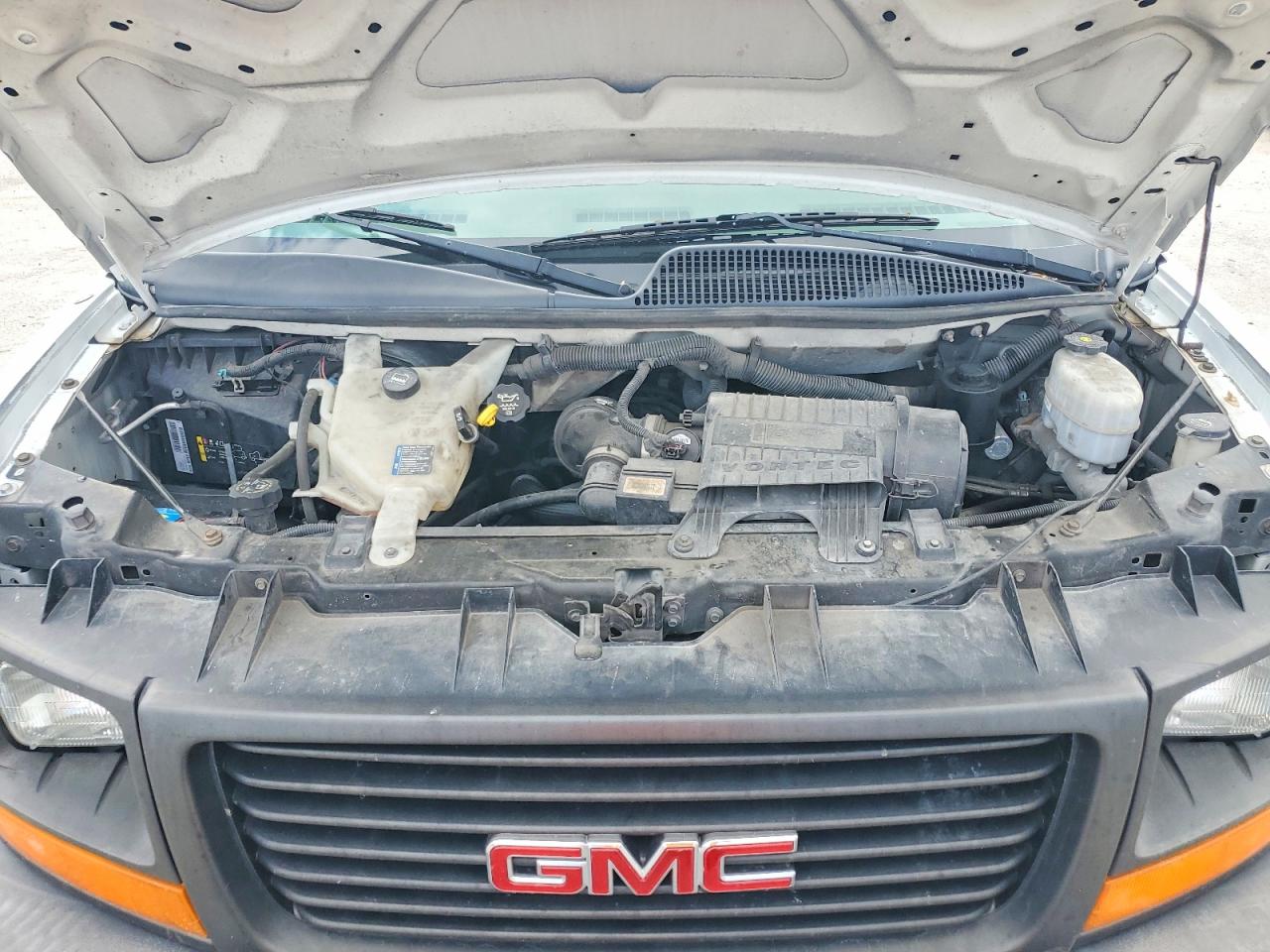 2012 GMC Savana VIN 1GTW7FCA8C1190352 photo 12