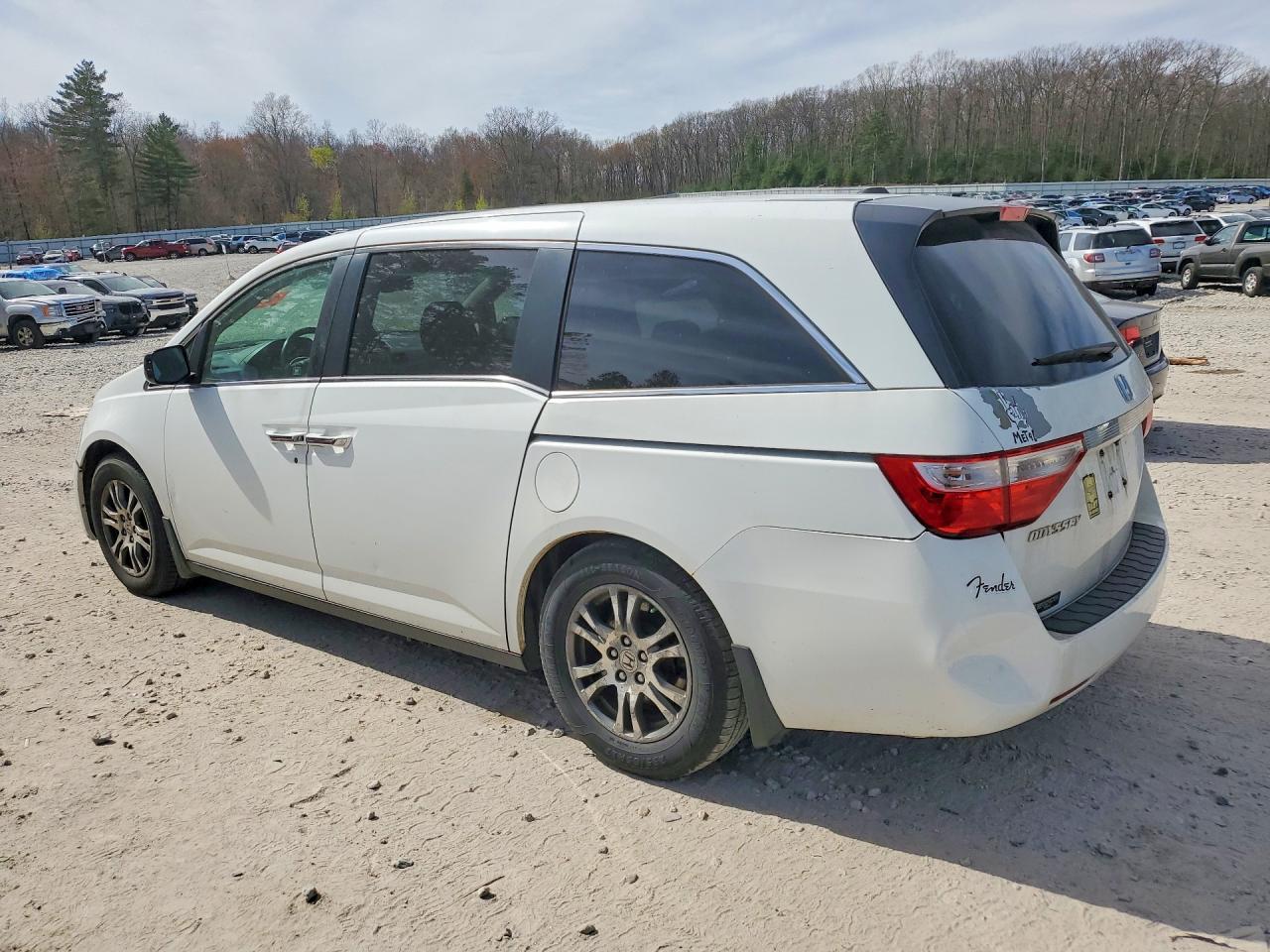 2012 Honda All models VIN 5FNRL5H64CB142667 photo 2