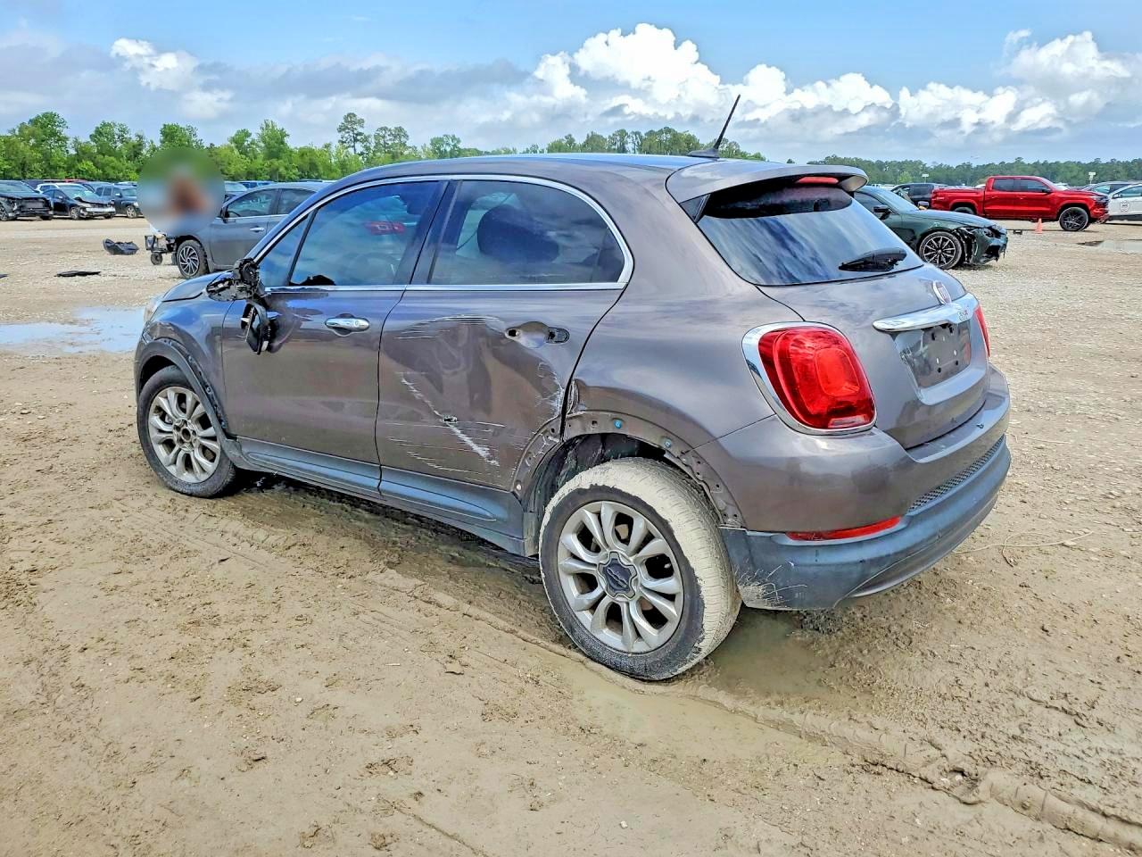 2017 FIAT 500 VIN ZFBCFXDB1HP530919 photo 2
