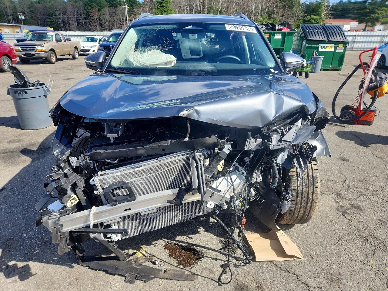2026 Volkswagen Tiguan VIN 3VVER7RM8TM004181 photo 5