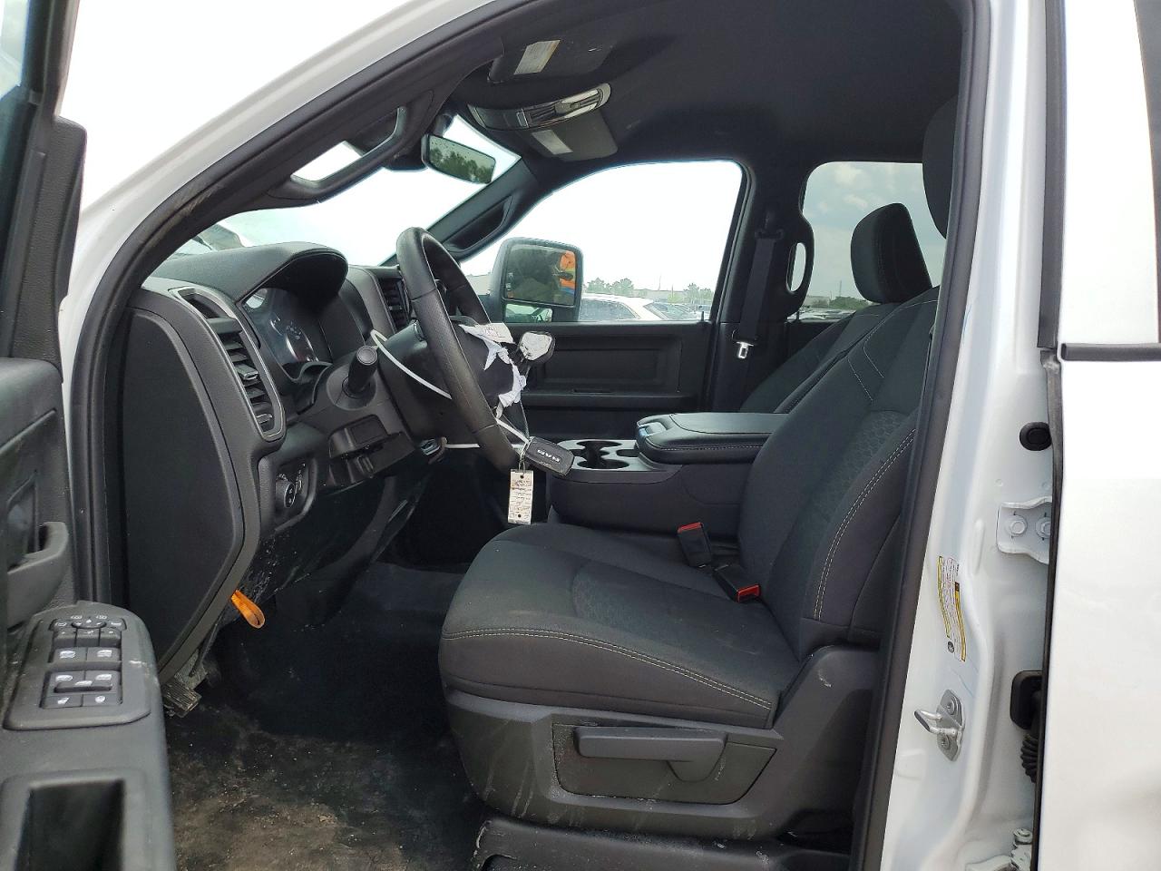 2026 Ram 2500 VIN 3C63R5CL1TG163690 photo 7