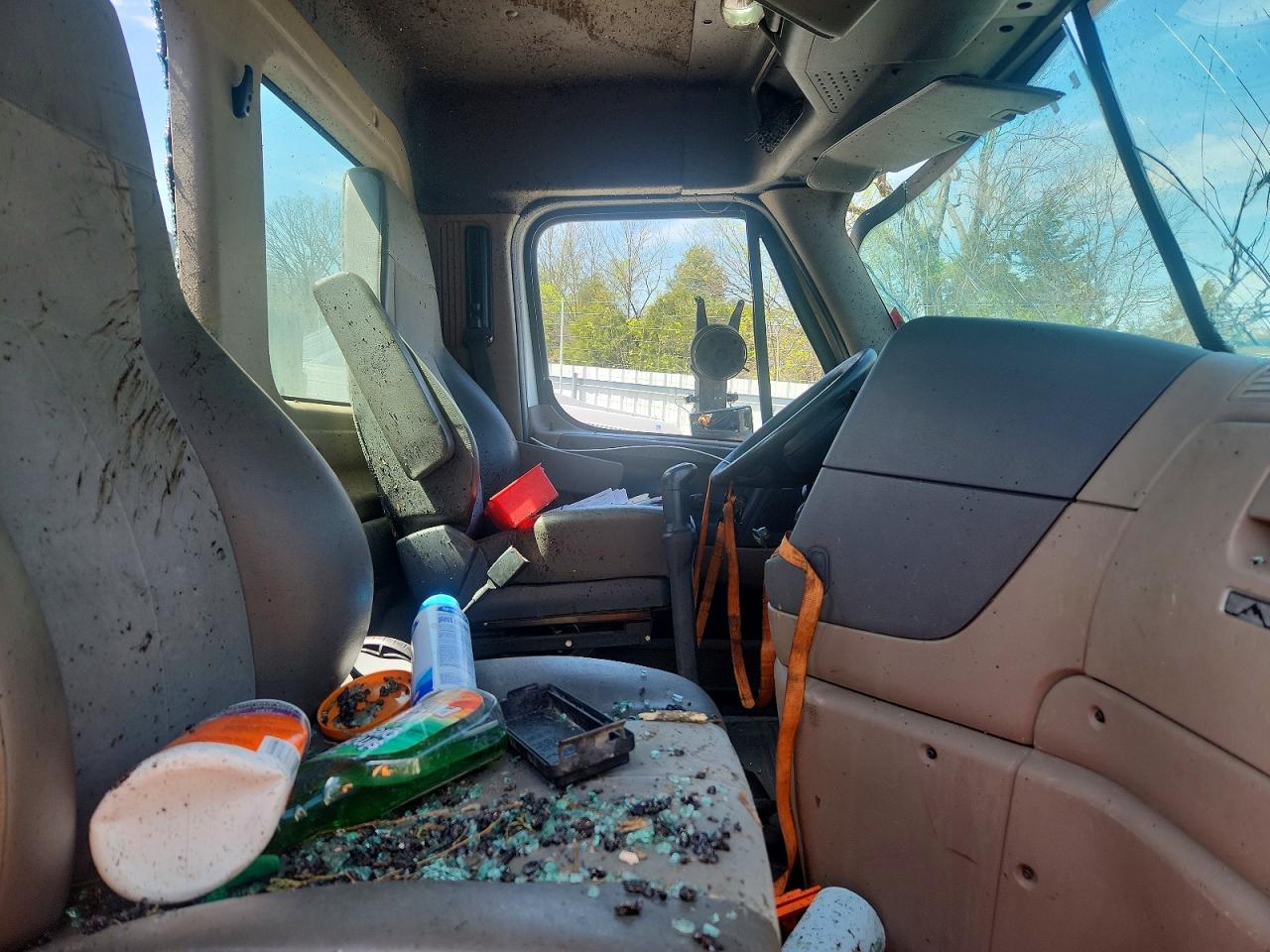 2014 FREIGHTLINER All other VIN 3AKBGDBG9ESFX0994 photo 5
