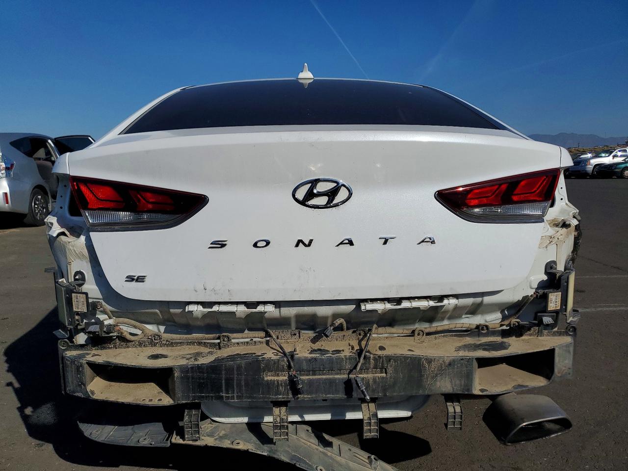2018 HYUN Sonata VIN 5NPE24AF2JH697167 photo 6