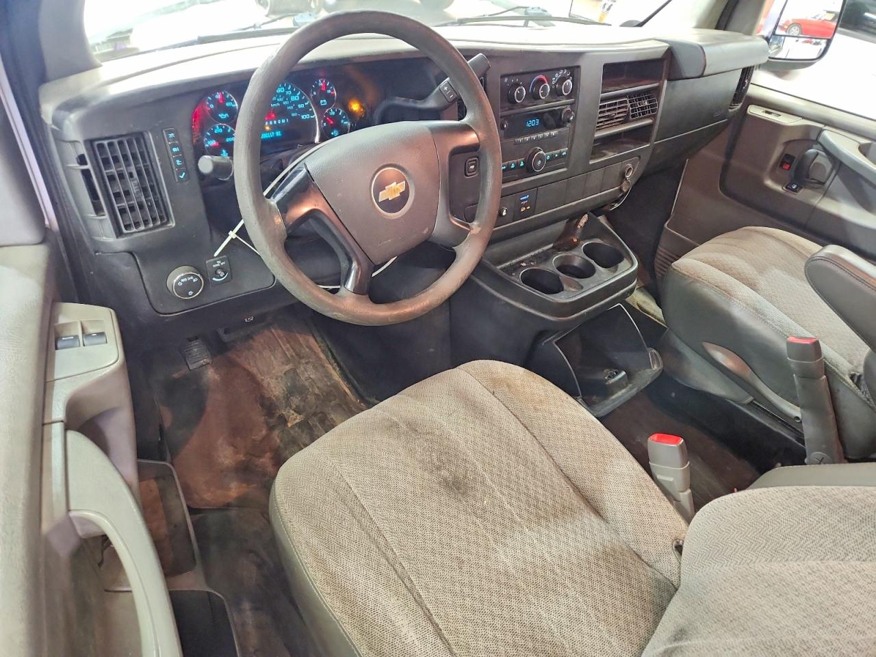 2014 CHEV Express VIN 1GCWGFCA4E1123119 photo 8
