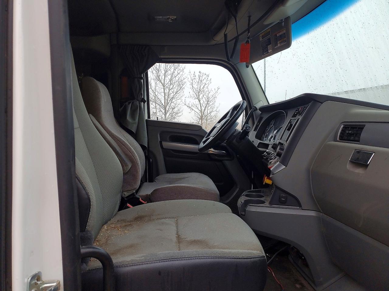 2020 KENWORTH All other VIN 1XKYDP9X5LJ304394 photo 6