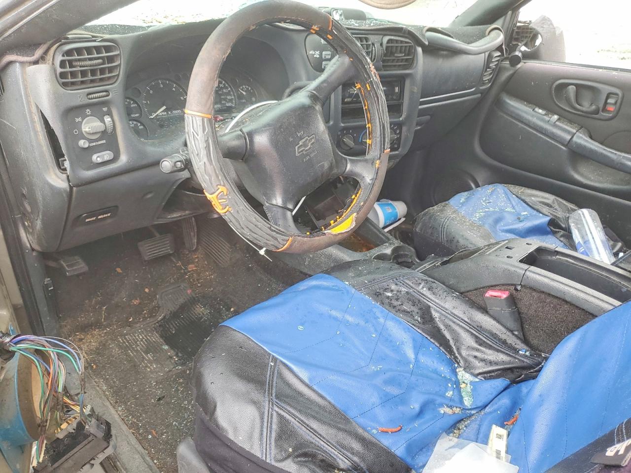 2003 CHEV S10 VIN 1GCDT13X53K123860 photo 8