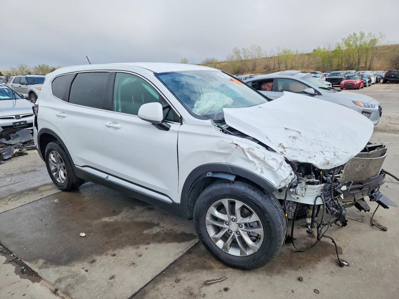 2019 Hyundai Santa fe VIN 5NMS23AD7KH112030 photo 4