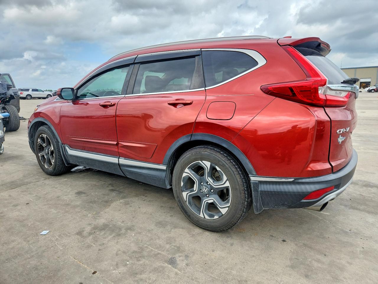 2017 Honda Crv VIN 2HKRW1H93HH504832 photo 2